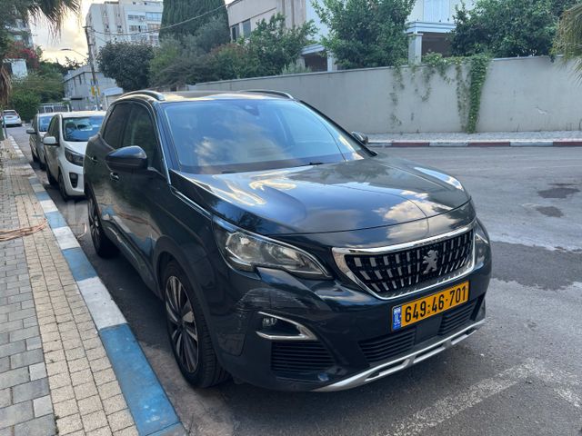 פיג'ו 3008