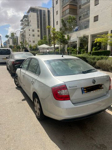 מודעת רכב סקודה ראפיד