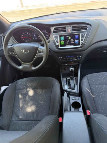 יונדאי i20