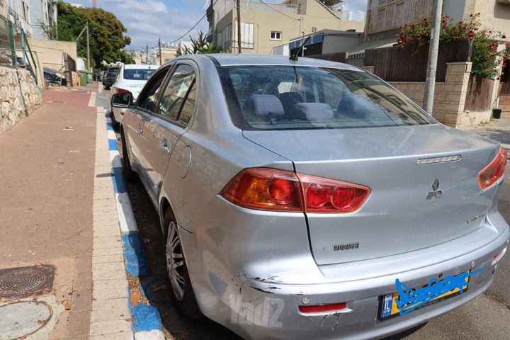 מיצובישי לנסר