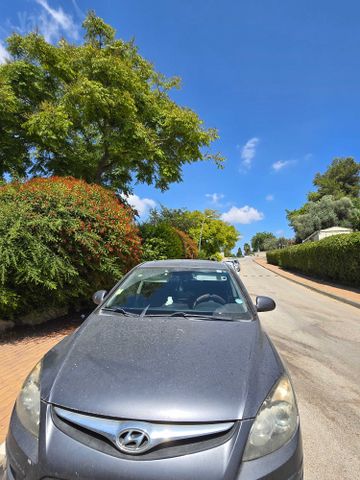יונדאי i30