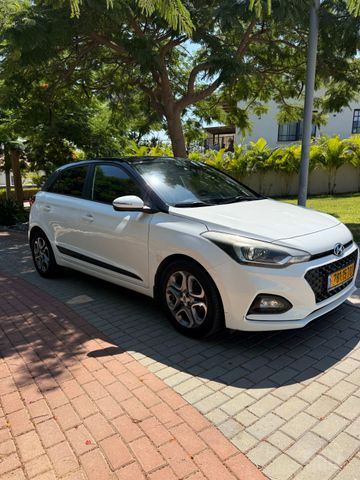 יונדאי i20