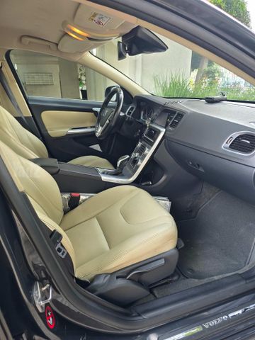 וולוו S60