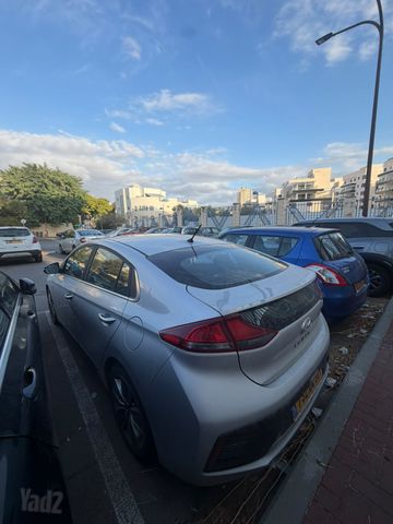 יונדאי איוניק