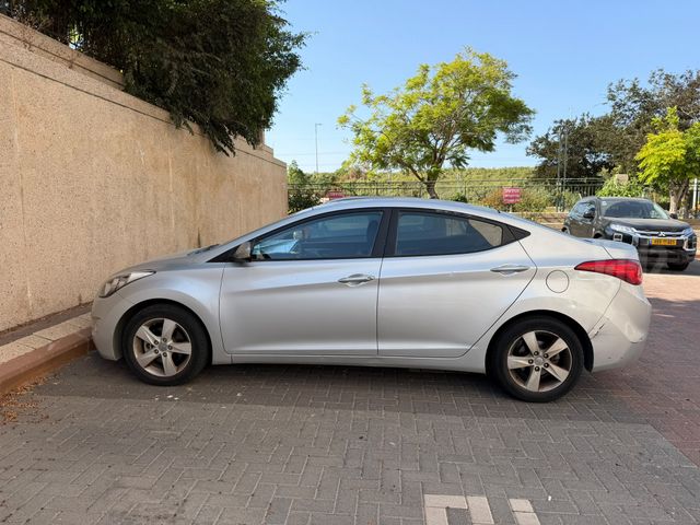 יונדאי I35