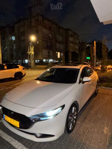 מאזדה 3