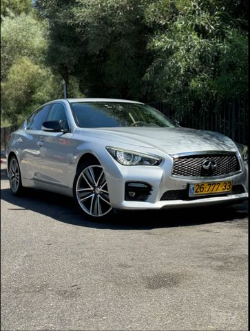 אינפיניטי Q50