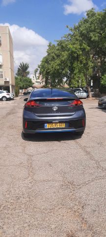 יונדאי איוניק