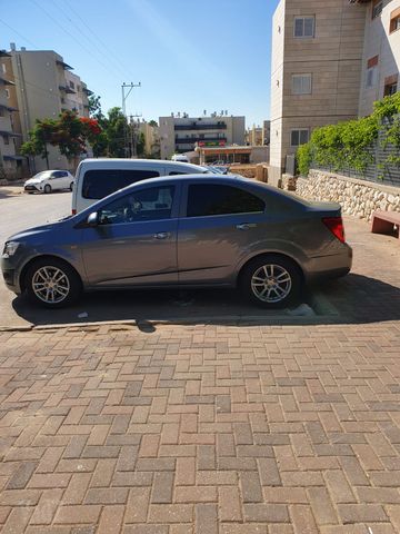 מודעת רכב שברולט סוניק