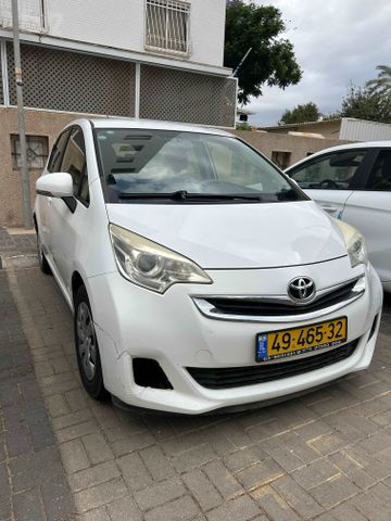 מודעת רכב טויוטה ורסו-S