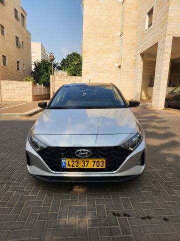 יונדאי i20