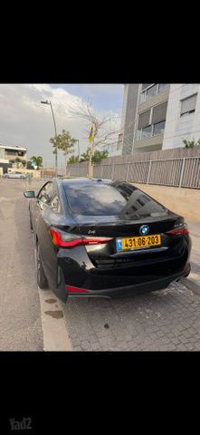 ב מ וו i4