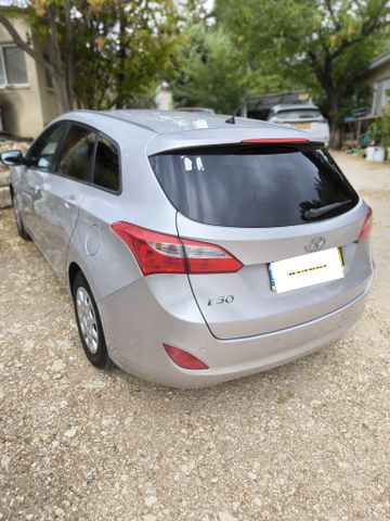 יונדאי i30