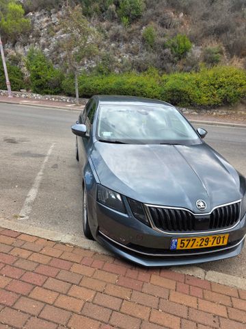 סקודה אוקטביה