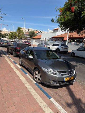מודעת רכב הונדה אקורד