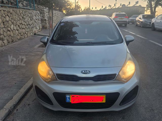 ריו LX אוט׳ בנזין האצ'בק 5 דל 1.4 (109 כ״ס) [2012-2015]
