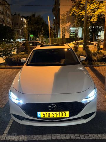 מאזדה 3
