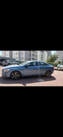 וולוו S60