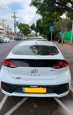 יונדאי איוניק