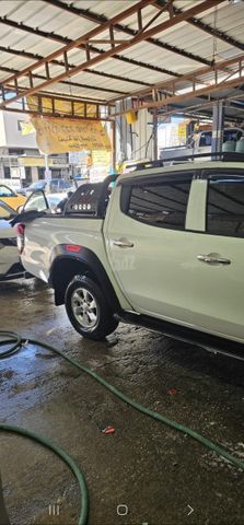מיצובישי טרייטון / L200
