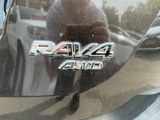 טויוטה RAV4