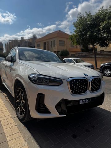 ב מ וו X4