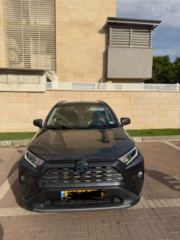 מודעת רכב טויוטה RAV4