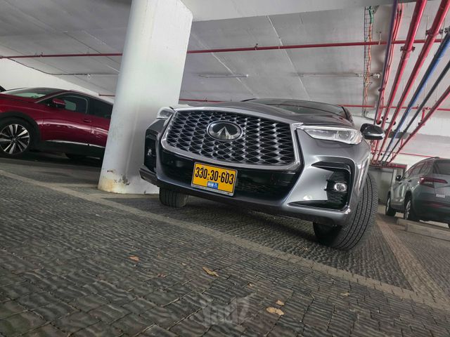 אינפיניטי QX55