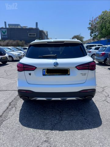 אם ג'י EHS PHEV