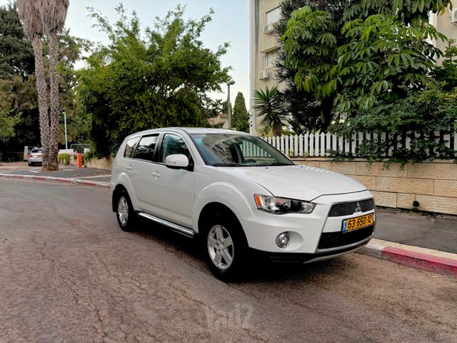 מודעת רכב מיצובישי אאוטלנדר