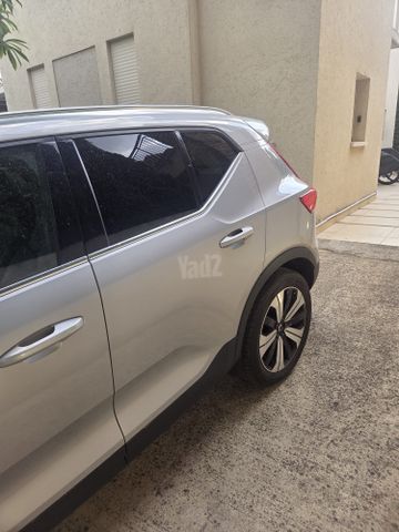 וולוו XC40