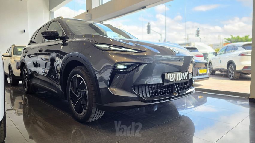 אם ג'י S5
