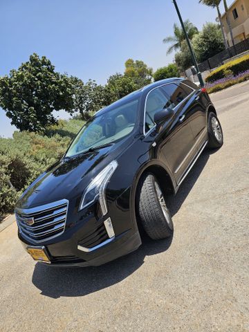 קאדילק XT5