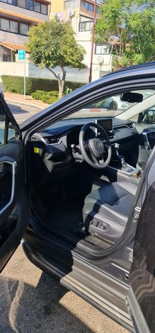 מודעת רכב טויוטה RAV4