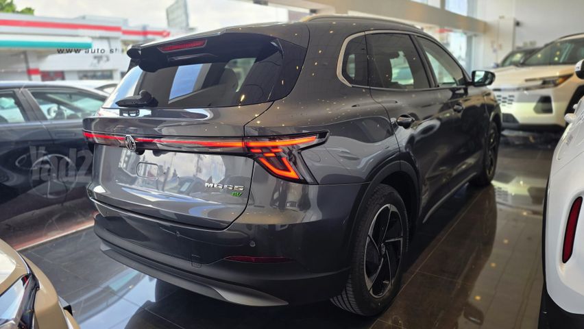 אם ג'י S5