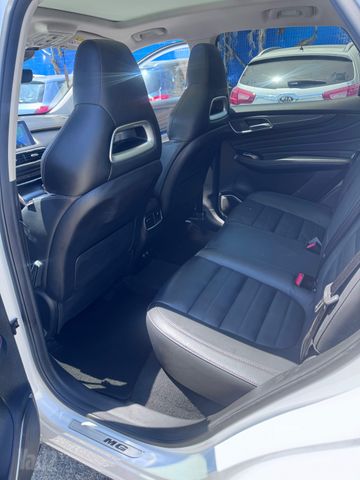 אם ג'י EHS PHEV