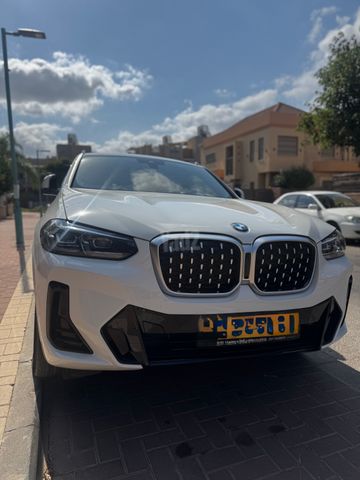 ב מ וו X4