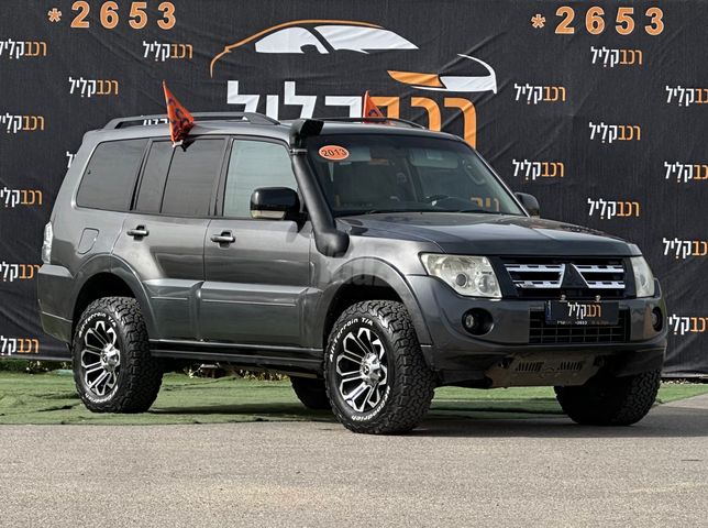 מיצובישי פג'רו