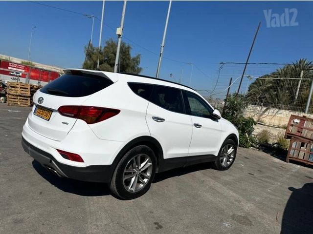 יונדאי סנטה פה