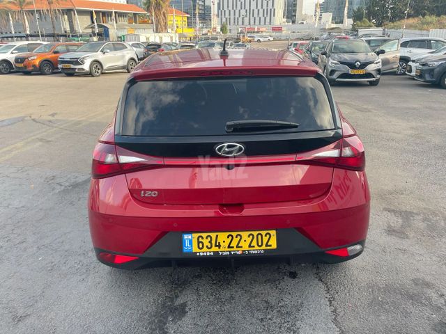 יונדאי i20