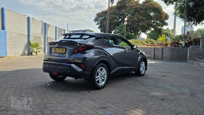 טויוטה C-HR
