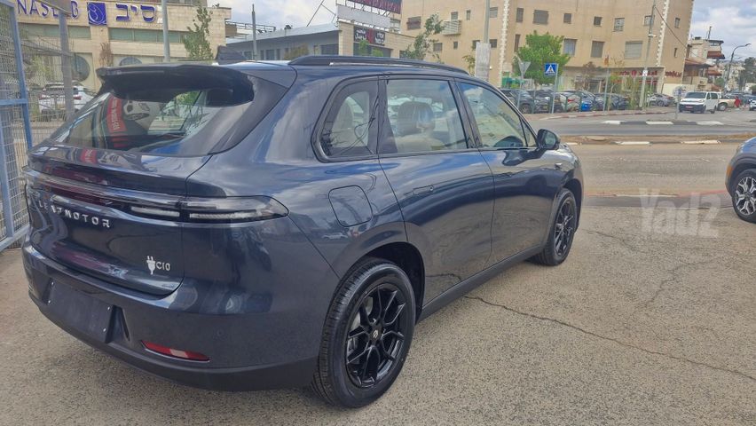 ליפמוטור C10