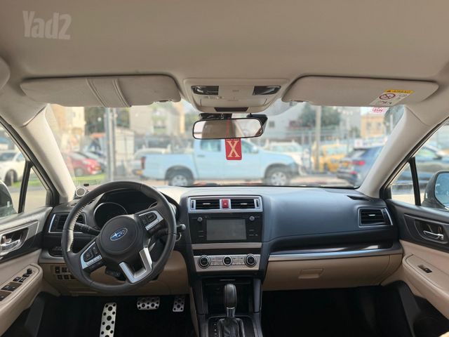 סובארו B4/לגאסי