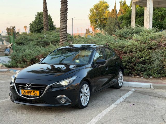 מאזדה 3