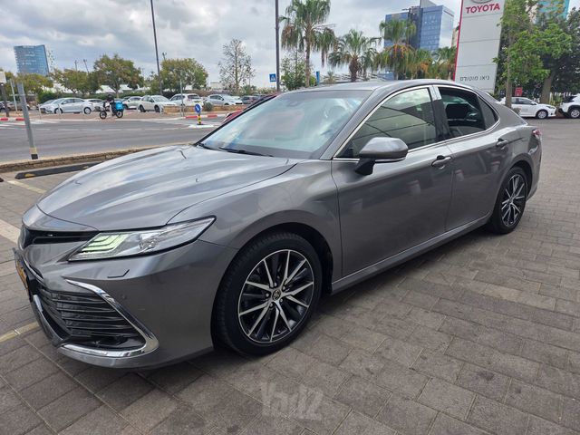 מודעת רכב טויוטה קאמרי