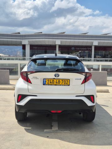 טויוטה C-HR