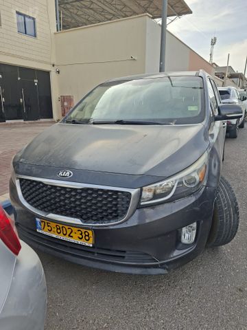 מודעת רכב קיה קרניבל