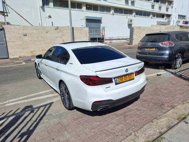 מודעת רכב ב מ וו סדרה 5 2