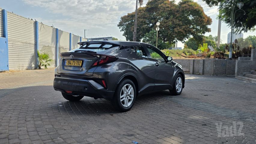 טויוטה C-HR
