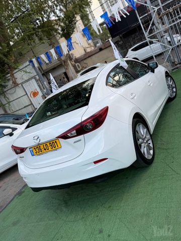 מאזדה 3